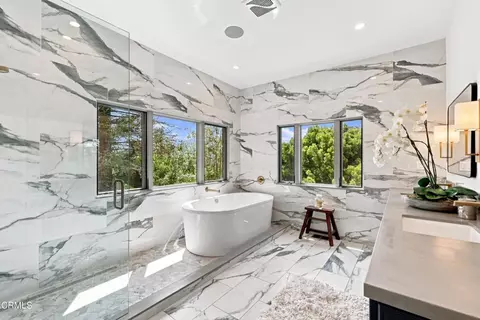 Bath - 1157 Glenview Rd, Montecito, CA 93108 photo 3 of 9