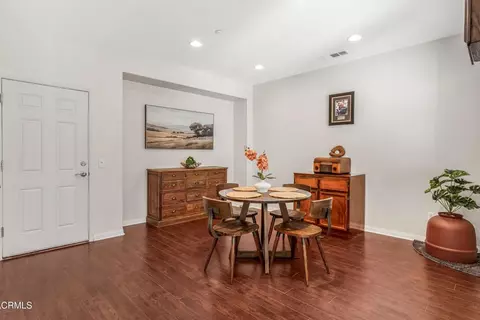 Dining - 753 Forest Park Blvd, Oxnard, CA 93036 photo 1 of 2