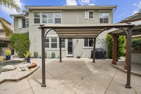 Exterior - 3418 Glen Abbey Ln, Oxnard, CA 93036 photo 9 of 15
