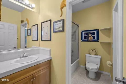 Bath - 3418 Glen Abbey Ln, Oxnard, CA 93036 photo 4 of 6