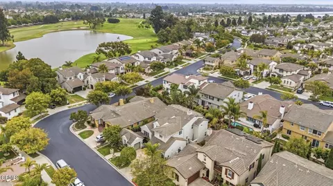 View/Area - 3418 Glen Abbey Ln, Oxnard, CA 93036 photo 2 of 9