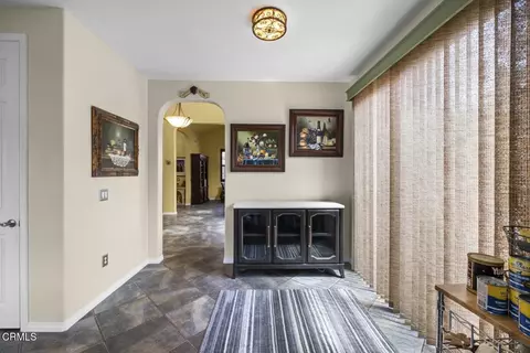 Entry Way - 3418 Glen Abbey Ln, Oxnard, CA 93036 photo 7 of 12