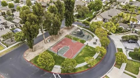 View/Area - 3418 Glen Abbey Ln, Oxnard, CA 93036 photo 8 of 9