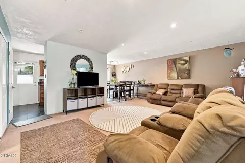 Living - 2033 Miramar Walk, Oxnard, CA 93035 photo 1 of 3