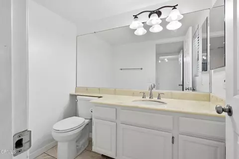 Bath - 3454 Olds Rd, Oxnard, CA 93033 photo 1 of 4