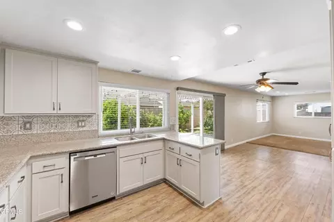 Kitchen - 310 Foxglove Pl, Oxnard, CA 93036 photo 2 of 2