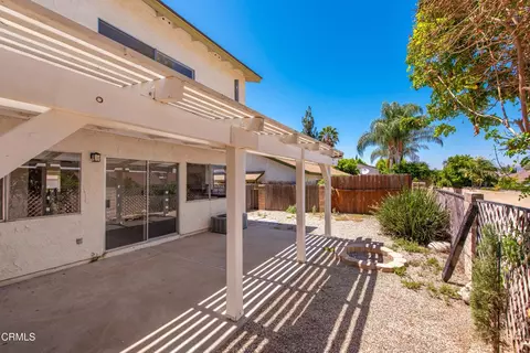 Exterior - 2079 Covington Ave, Simi Valley, CA 93065 photo 6 of 11