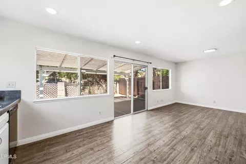 Living - 2079 Covington Ave, Simi Valley, CA 93065 photo 7 of 9