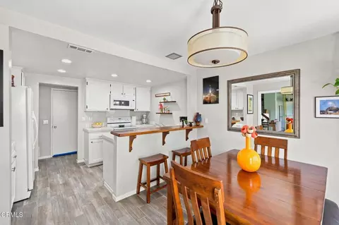 Dining - 406 Chapala Dr, Camarillo, CA 93010 photo 2 of 3