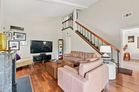 Living - 406 Chapala Dr, Camarillo, CA 93010 photo 3 of 4