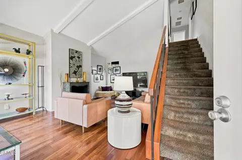 Entry Way - 406 Chapala Dr, Camarillo, CA 93010 photo 1 of 1