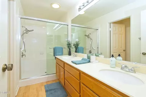 Bath - 6216 Paseo Encantada, Camarillo, CA 93012 photo 5 of 6