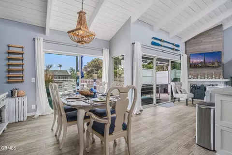 Dining - 4624 Falkirk Bay, Oxnard, CA 93035 photo 1 of 2