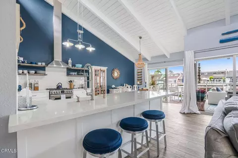 Kitchen - 4624 Falkirk Bay, Oxnard, CA 93035 photo 1 of 3