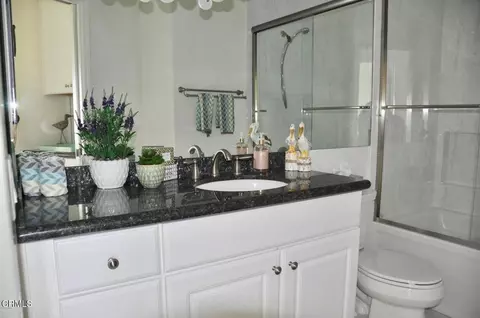 Bath - 3101 Peninsula Rd #219, Oxnard, CA 93035 photo 1 of 1