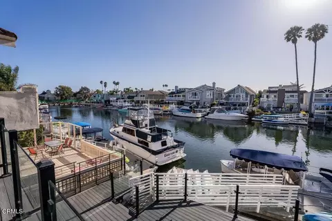 View/Area - 2431 Victoria Ave, Oxnard, CA 93035 photo 1 of 8