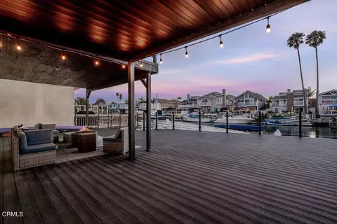 Exterior - 2431 Victoria Ave, Oxnard, CA 93035 photo 15 of 16