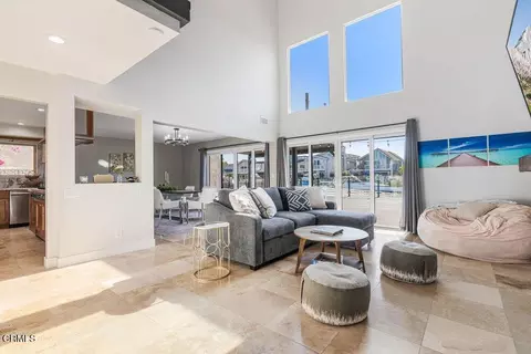 Living - 2431 Victoria Ave, Oxnard, CA 93035 photo 1 of 4