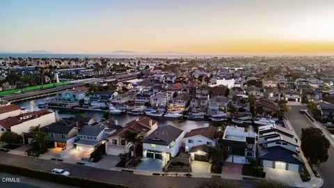View/Area - 2431 Victoria Ave, Oxnard, CA 93035 photo 6 of 8