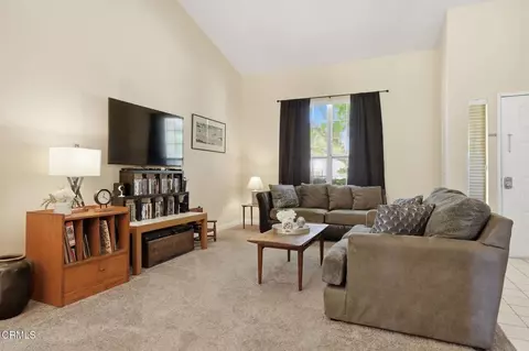 Living - 2581 Lake Dr, Oxnard, CA 93036 photo 1 of 4