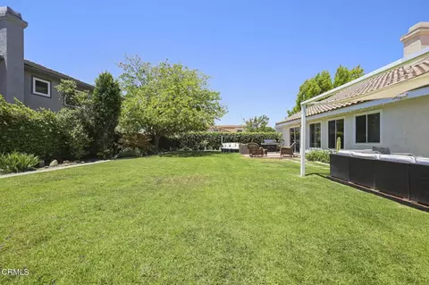 Exterior - 2581 Lake Dr, Oxnard, CA 93036 photo 5 of 13