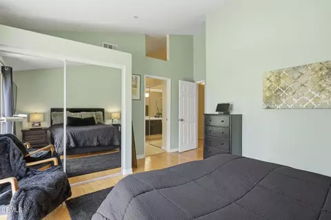 Bedroom - 2581 Lake Dr, Oxnard, CA 93036 photo 3 of 5