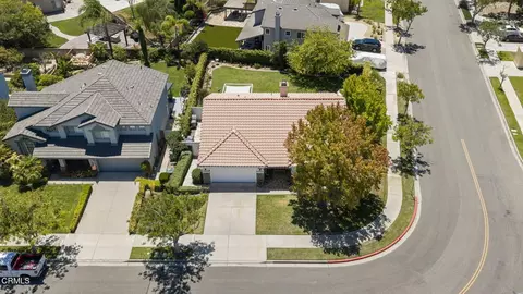 View/Area - 2581 Lake Dr, Oxnard, CA 93036 photo 1 of 4