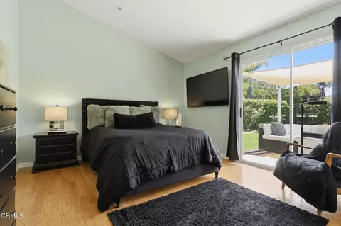 Bedroom - 2581 Lake Dr, Oxnard, CA 93036 photo 1 of 5