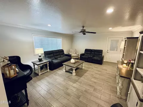 Living - 1031 Redwood St, Oxnard, CA 93033 photo 1 of 2