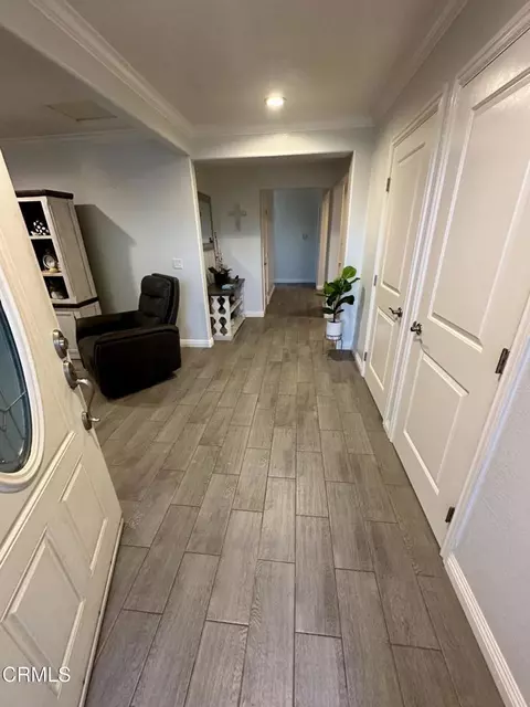 Entry Way - 1031 Redwood St, Oxnard, CA 93033 photo 1 of 4