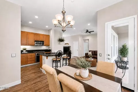 Dining - 3321 Rockhampton Dr, Camarillo, CA 93012 photo 2 of 2