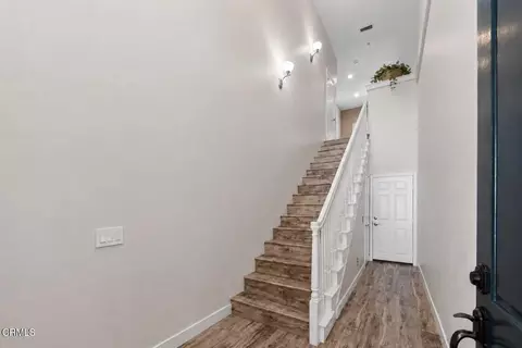 Entry Way - 3321 Rockhampton Dr, Camarillo, CA 93012 photo 1 of 3