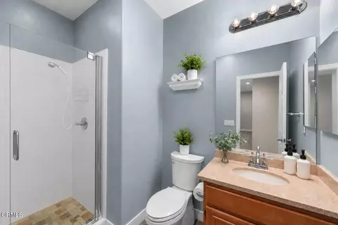Bath - 3321 Rockhampton Dr, Camarillo, CA 93012 photo 3 of 3