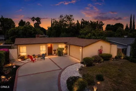 22901 Leadwell St, West Hills, CA 91307