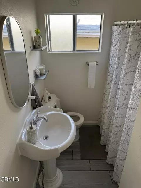 Bath - 808 Blaine Ave, Fillmore, CA 93015 photo 3 of 3
