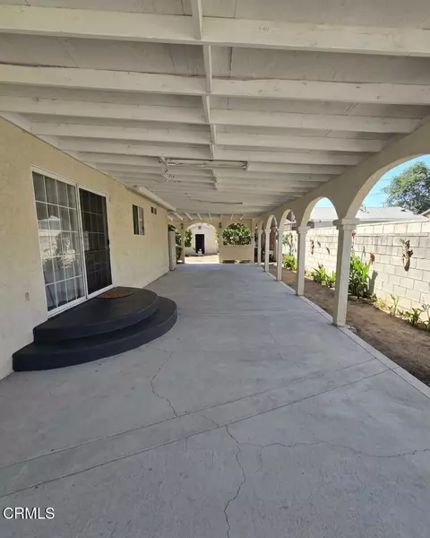 Exterior - 808 Blaine Ave, Fillmore, CA 93015 photo 3 of 8