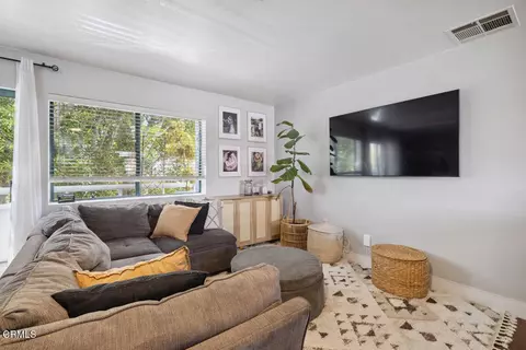 Living - 877 S B St, Oxnard, CA 93030 photo 1 of 2