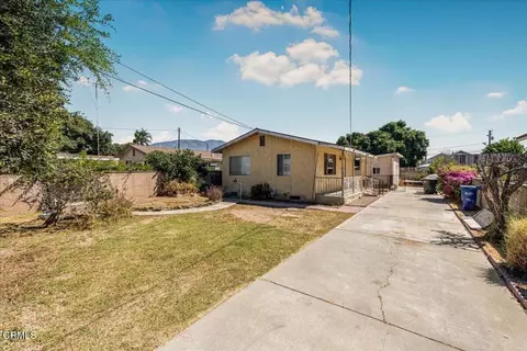 129 S Olive St, Santa Paula, CA 93060
