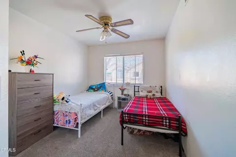 Bedroom - 1334 Jamaica Ln, Oxnard, CA 93030 photo 4 of 6