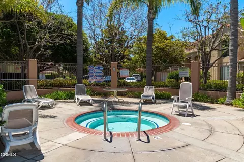 Exterior - 1334 Jamaica Ln, Oxnard, CA 93030 photo 4 of 17