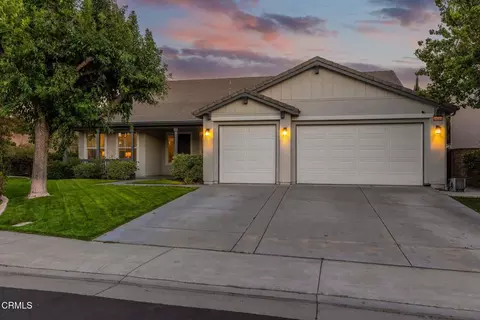 Exterior - 34269 Starpoint St, Temecula, CA 92592 photo 8 of 14