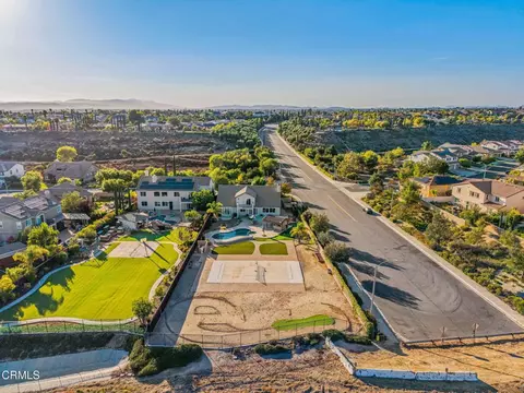 View/Area - 34269 Starpoint St, Temecula, CA 92592 photo 2 of 8