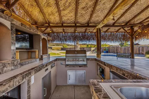 Kitchen - 34269 Starpoint St, Temecula, CA 92592 photo 8 of 8