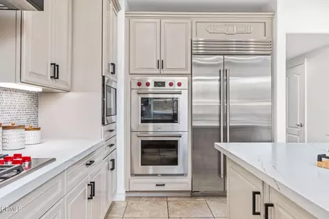 Kitchen - 34269 Starpoint St, Temecula, CA 92592 photo 1 of 8