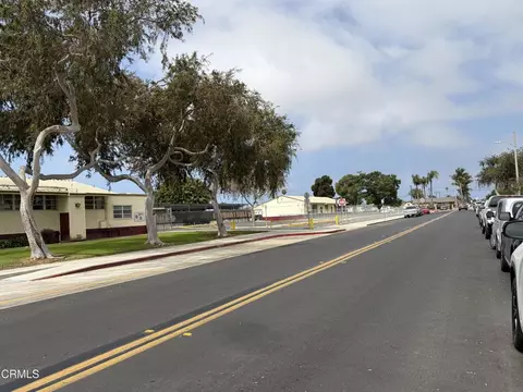639 W Kamala St, Oxnard, CA 93033 photo 6