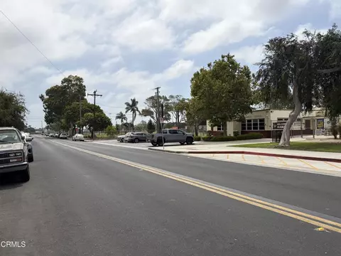 639 W Kamala St, Oxnard, CA 93033 photo 5