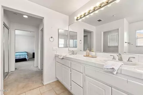 Bath - 1706 Valerosa Way, Oxnard, CA 93030 photo 7 of 7