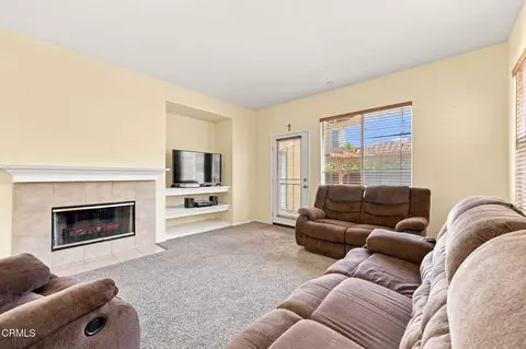 Living - 1706 Valerosa Way, Oxnard, CA 93030 photo 1 of 3