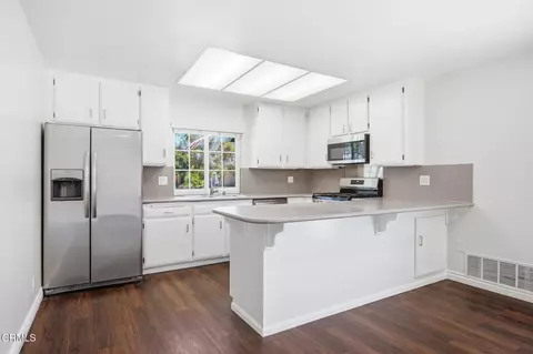 Kitchen - 6466 Hope St, Simi Valley, CA 93063 photo 1 of 1