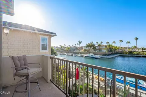 View/Area - 3927 W Hemlock St, Oxnard, CA 93035 photo 3 of 5